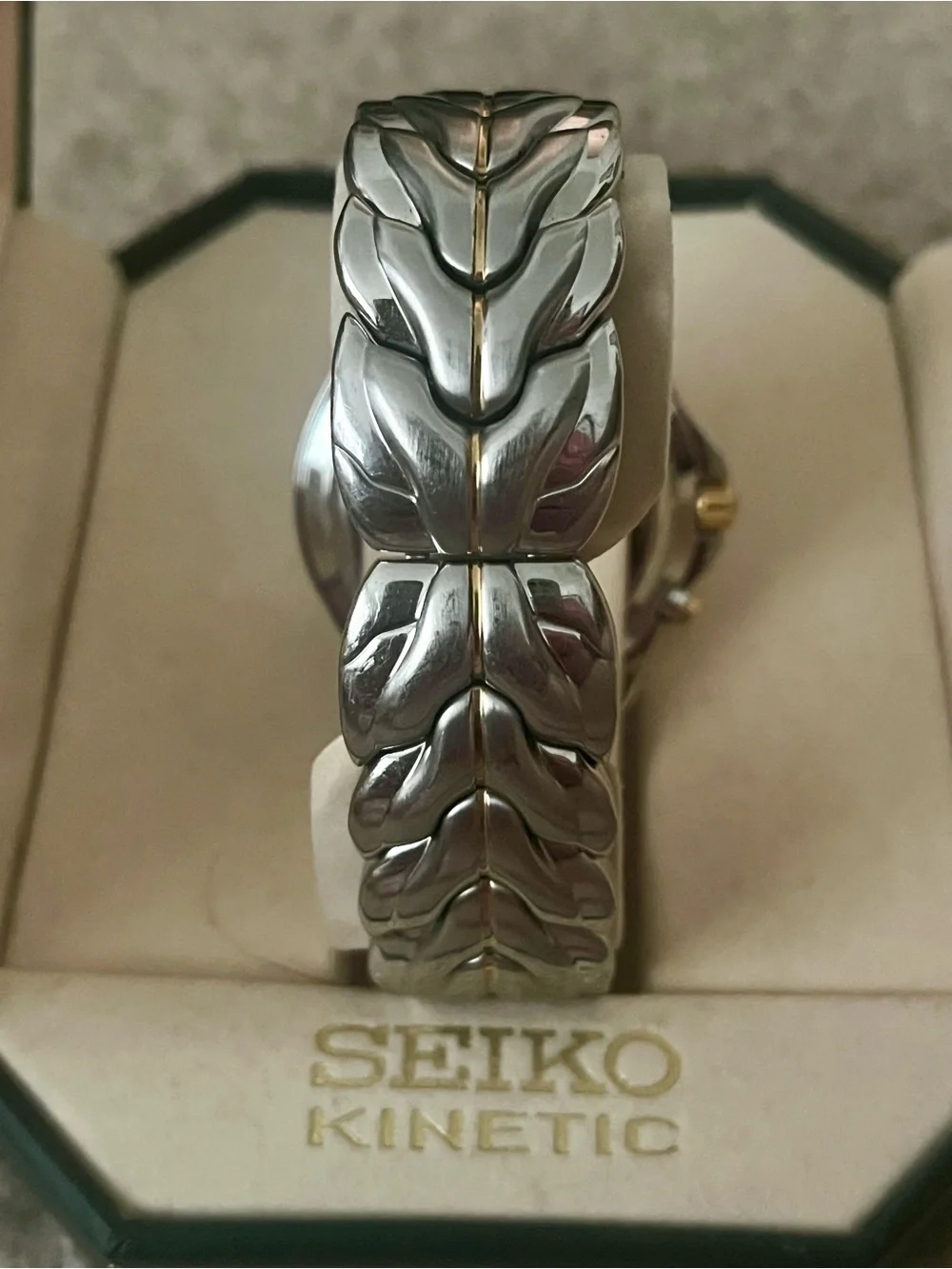 Seiko Two-Tone Black Dial Kinetic Watch